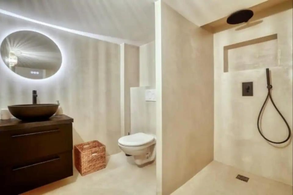 Geranimus Lombards : heart of Paris Apartment in Paris