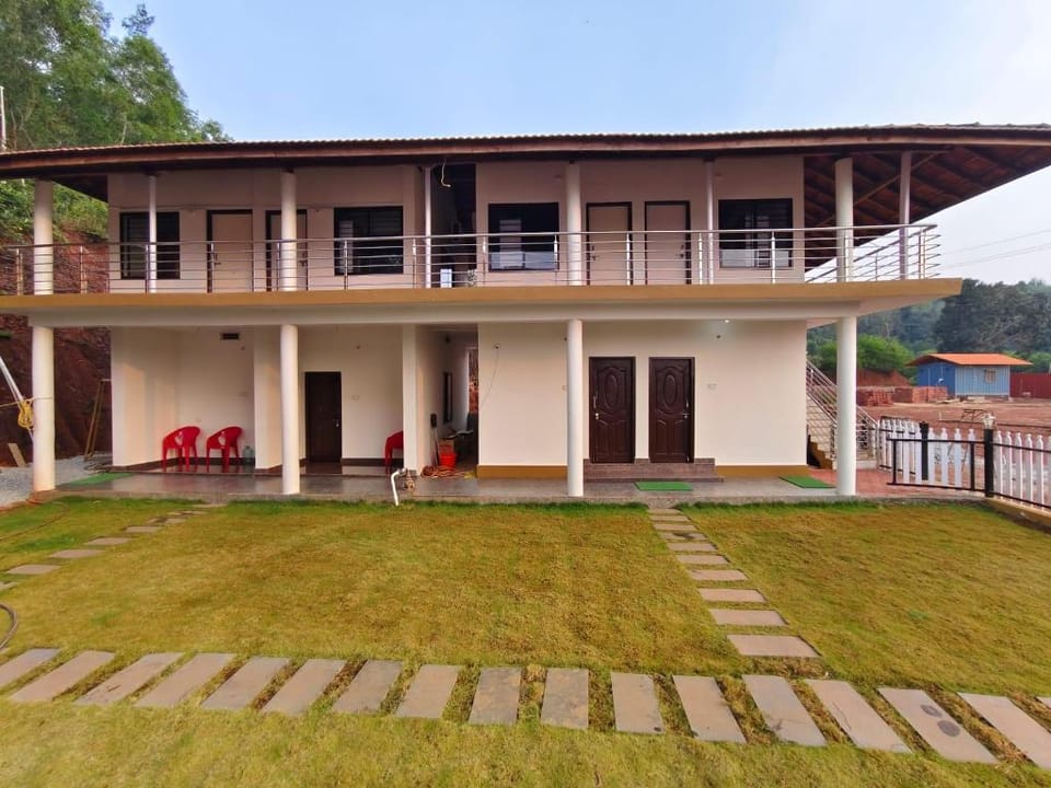 The Hill View Guesthouse Hotel in Karnataka