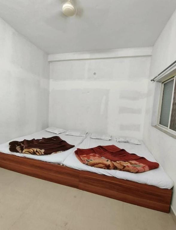 Shivlok Guest House  Ujjain Hotel in India
