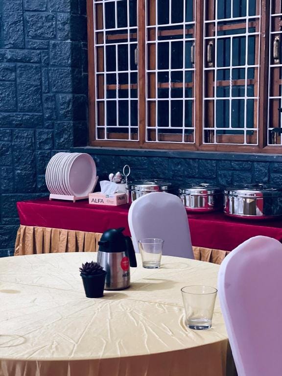 Myspace Holiday Inn Ooty(PRS101) Vacation rental in Ooty