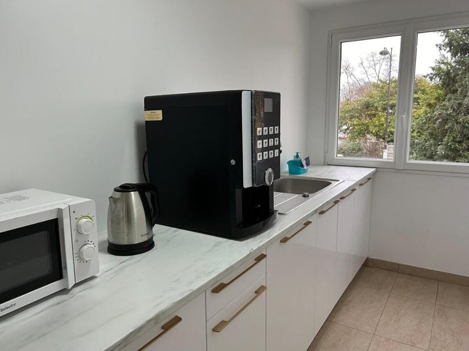 Koala Wakeup Chambre Double Économique 03 Vacation rental in Vitry-sur-Seine