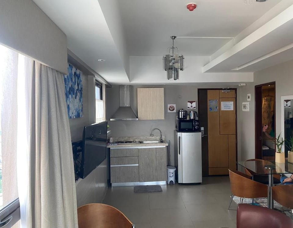 1Bedroom Suite @ Sta. Lucia East Grand Mall Apartment in Pasig