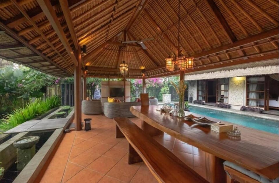 Villa Puri Bougenville-Ubud Villa in Tampaksiring