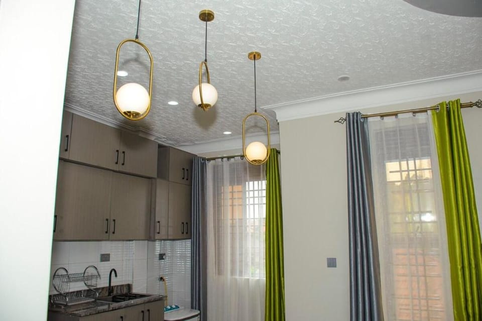 1 Bedroom Cozy Oasis Kyanja Vacation rental in Kampala