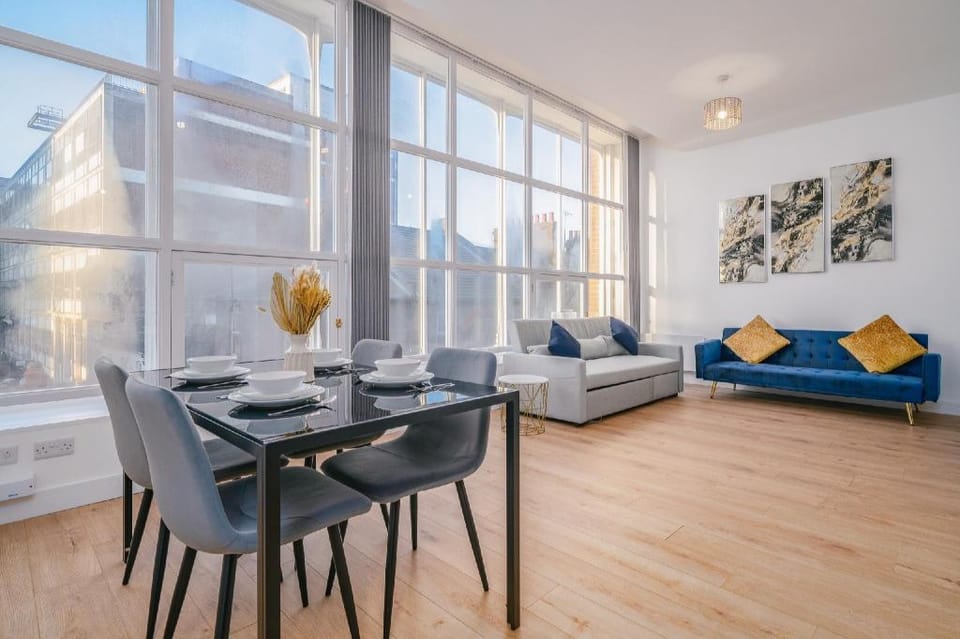 Wellington Street 2 bed Apartment in Luton