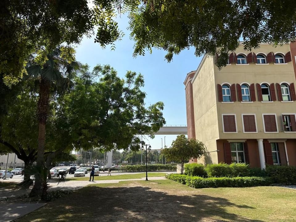 Bright renovated | 1 Bedroom Next to Metro | Mall Vacation rental in Dubai