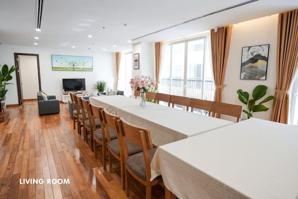 Modern & Charming Penthouse Apt* 5BRs in Center Apartment in Da Nang