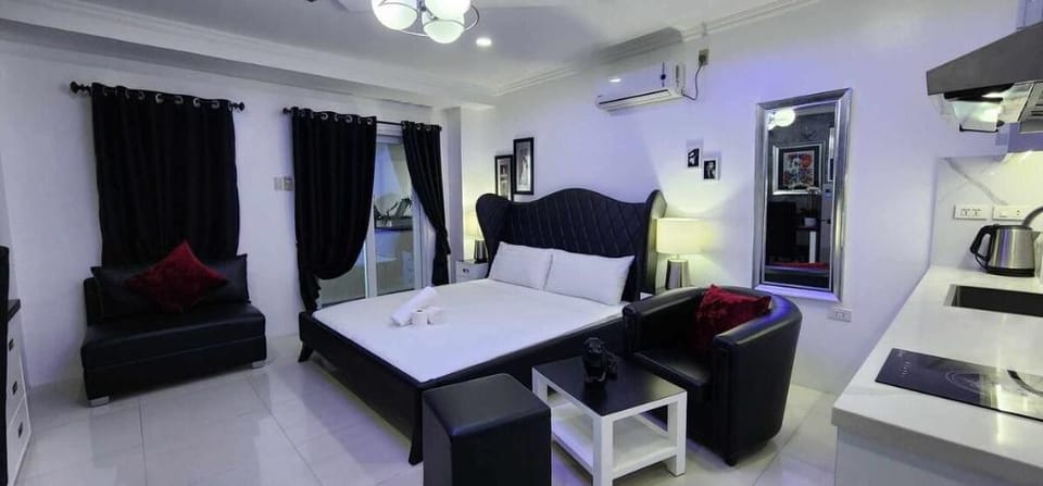 Studio Unit Kandi tower 1 & 2 Vacation rental in Angeles