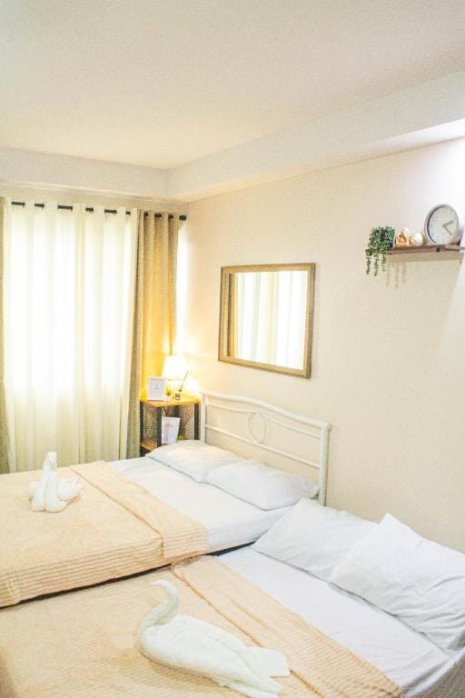 Cozy Studio Unit at Persimmon Apartment in Lapu-Lapu City