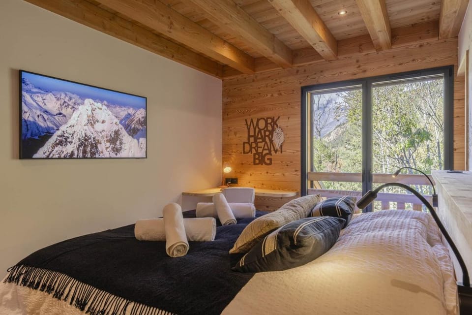 Chalet ECRIN DES VIGNES Chalet in Provence-Alpes-Côte d'Azur