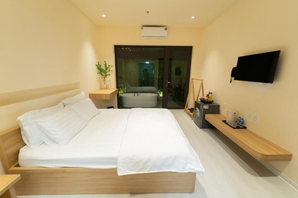 Hạng phòng Deluxe (DLX) - Gấu Hotel Villa in Hanoi