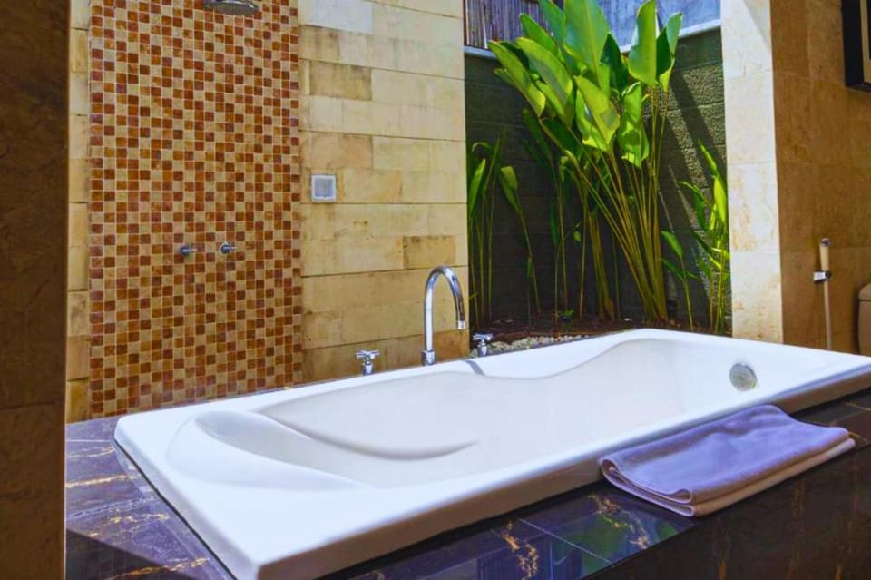 Paradise Garden 1 BR Junior Room Garden ViewNE111A Vacation rental in Bali
