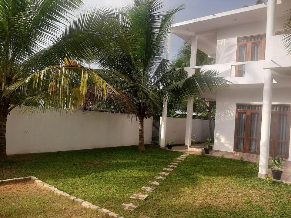 Dream Residence Hotel Imbulgoda Apartment in Western Province