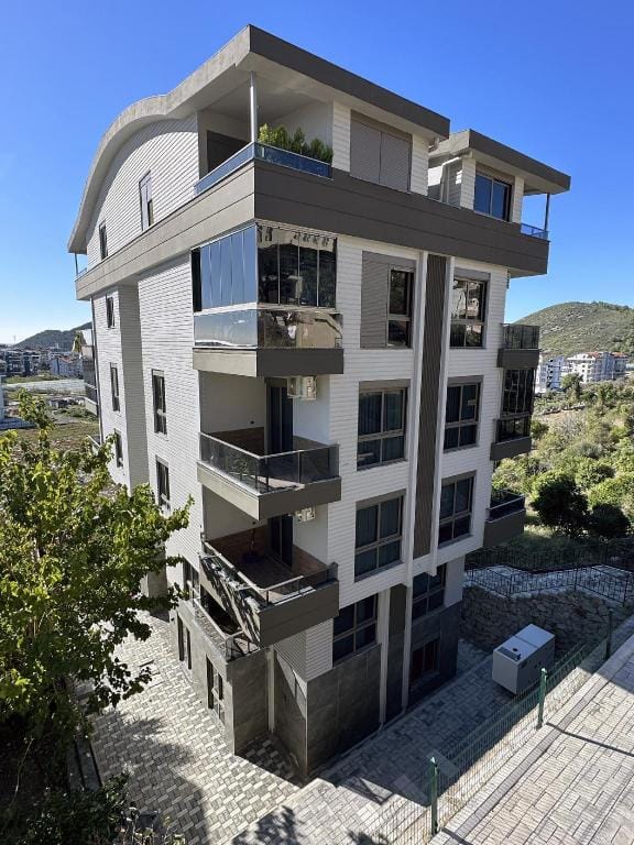 Serene Hillside Residence Apartment in Antalya Province