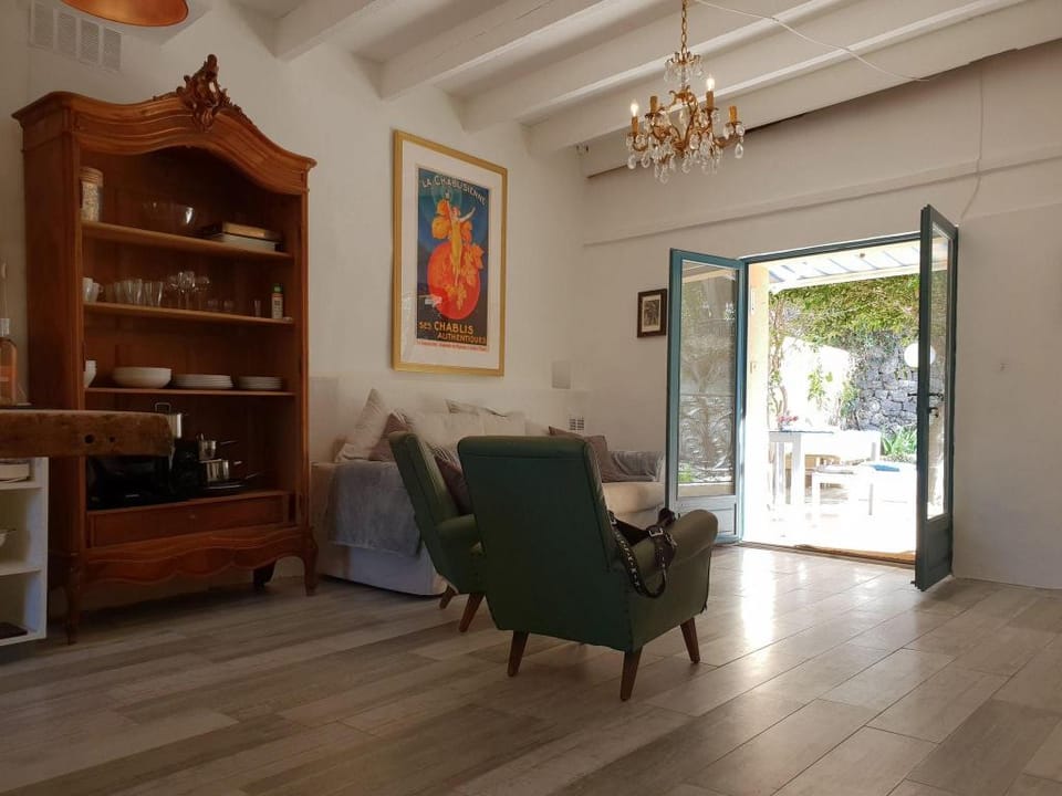 Villa in Meounes-Les-Montrieux Vacation rental in French Riviera