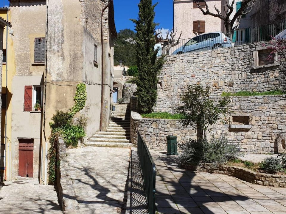 Villa in Meounes-Les-Montrieux Vacation rental in French Riviera