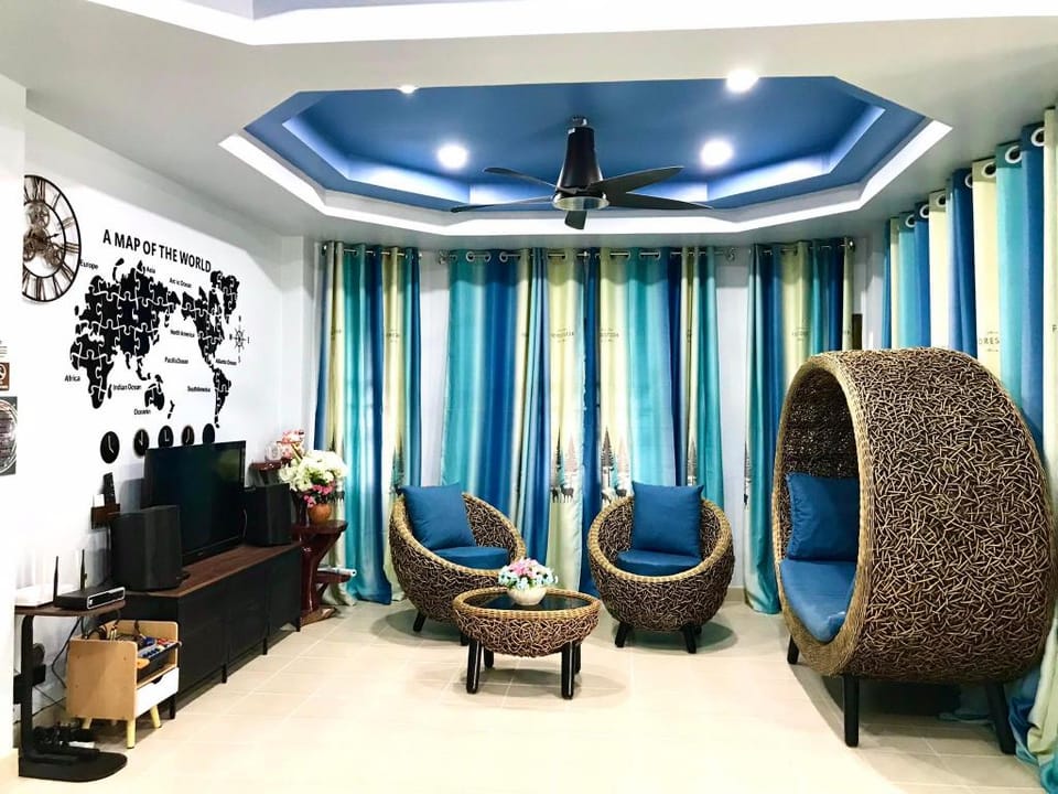 Rungrueang Poolvilla(รุ่งเรืองพูลวิลล่า) Villa in Chon Buri Changwat