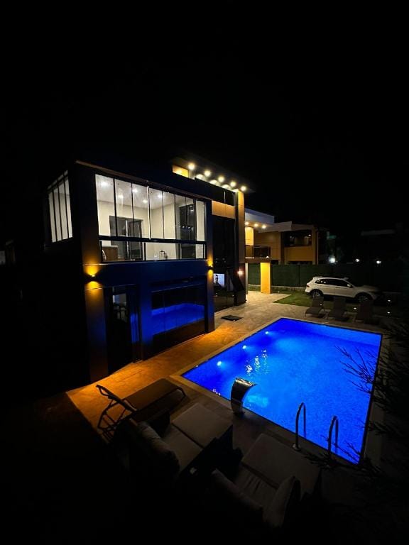 Yakut Villa B-11 Mansion Villa in Turkey