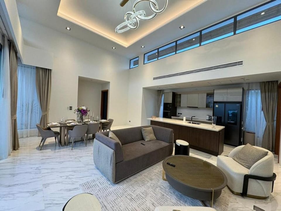 Luxury new Breeze Villa with pool, maid included Villa in Choeng Thale
