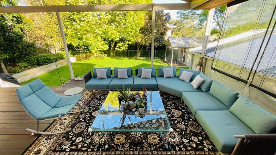 Two beds Premier Guest Suite Vacation rental in Castle Hill