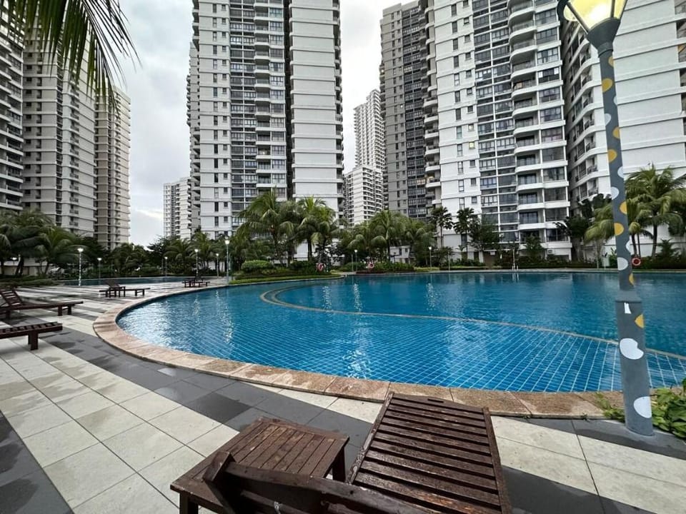 SeaView DangaBay <Heart of City> by Cowidea Vacation rental in Johor Bahru