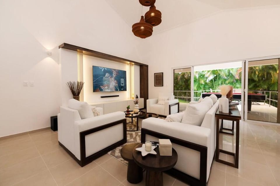 Villa Royale: Luxury 4-Bedroom Paradise in Sosua Villa in Sosua