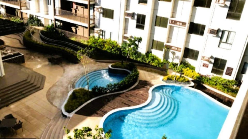 Casa de Guapo - AYALA Serin East Taal View Condo  Apartment in Tagaytay