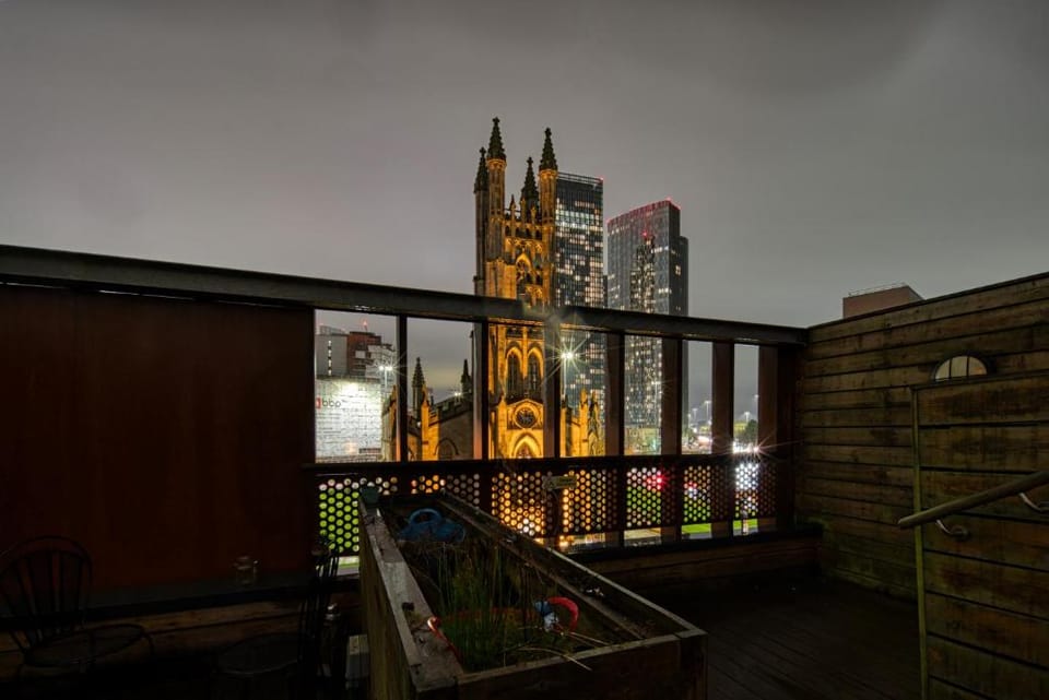 Cityscape serenity - Luxurious and Cosy Retreat Apartment in Salford
