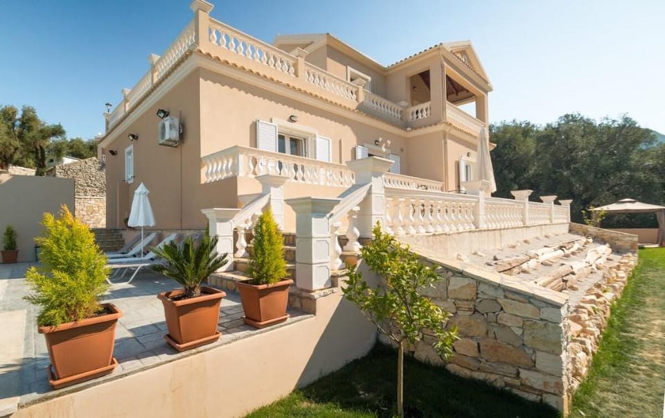 Villa Clearvue with Private Pool and Stunning View Villa in Corfu, Greece
