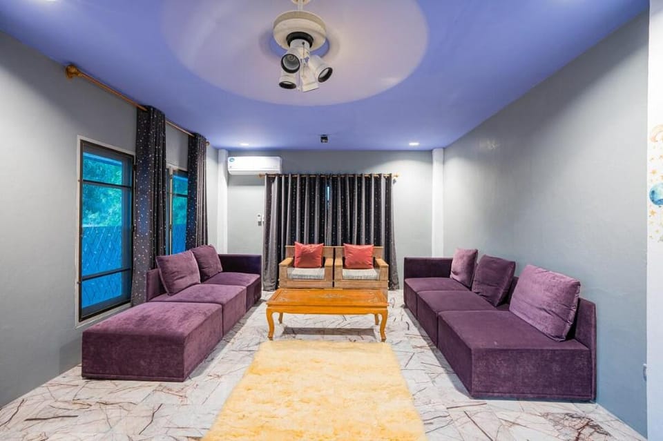 สตาร์ไลท์ พูลวิลล่า ชะอำ-หัวหิน Villa in Thailand