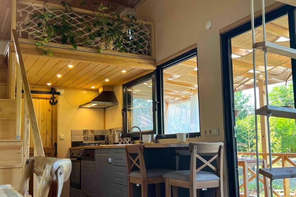 / beachside Cedar house Vacation rental in Antalya Province