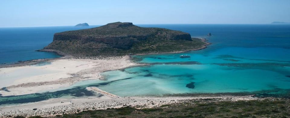 2 annexed apartments -Private place to swim-large terrace- Unlimited view Vacation rental in Crete