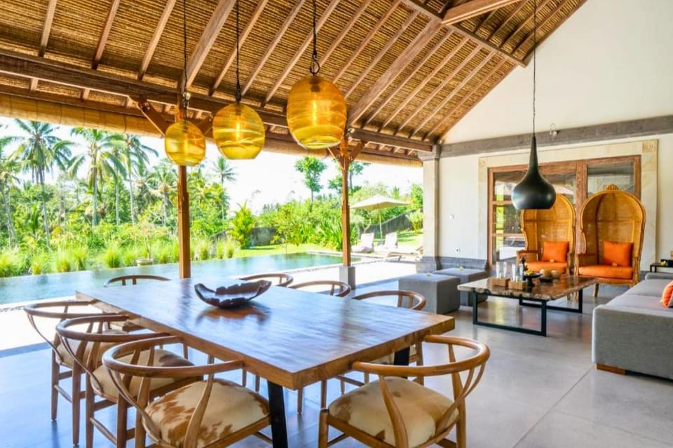 Stunning 2 BR Private Villa With Garden View Y052A Villa in Tampaksiring