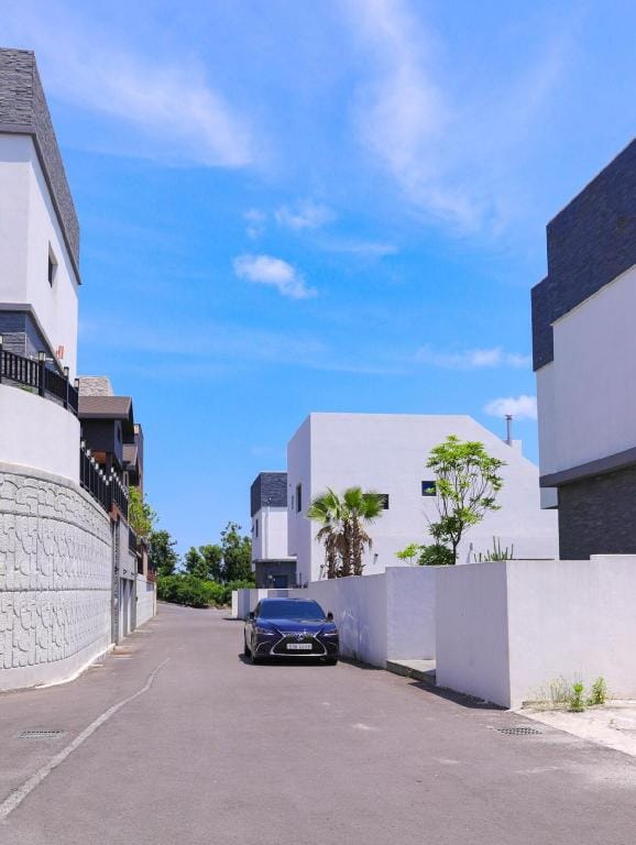 Jeju Hot Water Pool  a detached house Vacation rental in South Korea