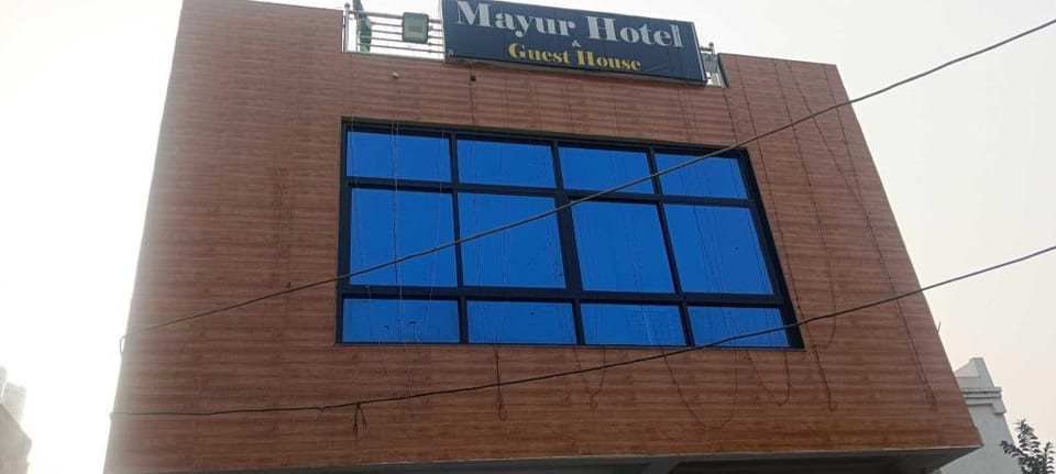 OYO Mayur Hotel & Guest House Hotel in India