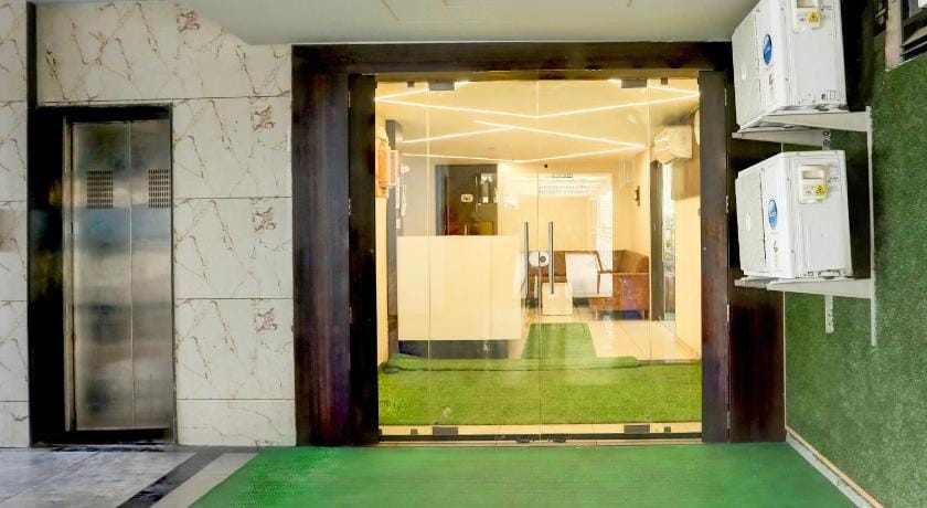 Hotel O Nana Chiloda Near Airport Formerly Green Valley Hotel in Ahmedabad