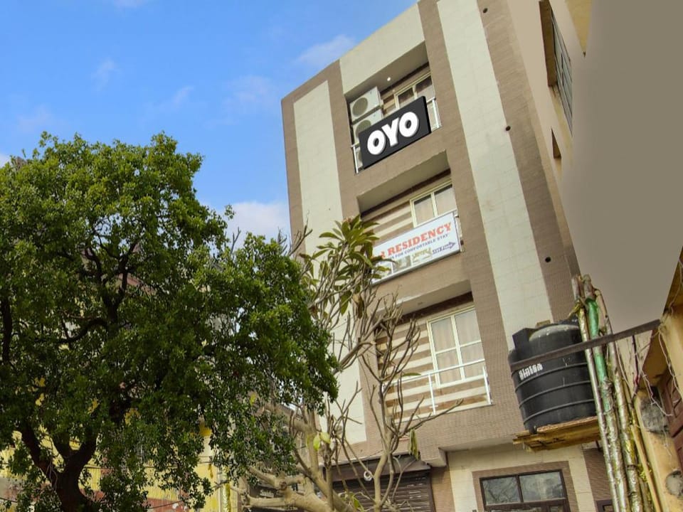 HOTEL AR RESIDENCY Vacation rental in Delhi