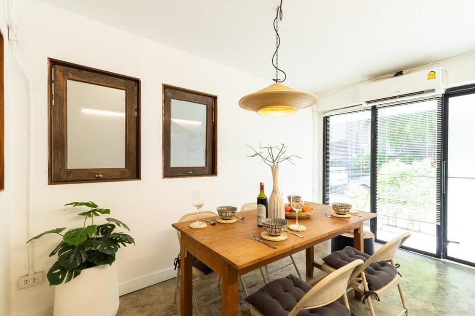 Near One Nimman 1 Bedroom in TownHouse Apartment in Chiang Mai