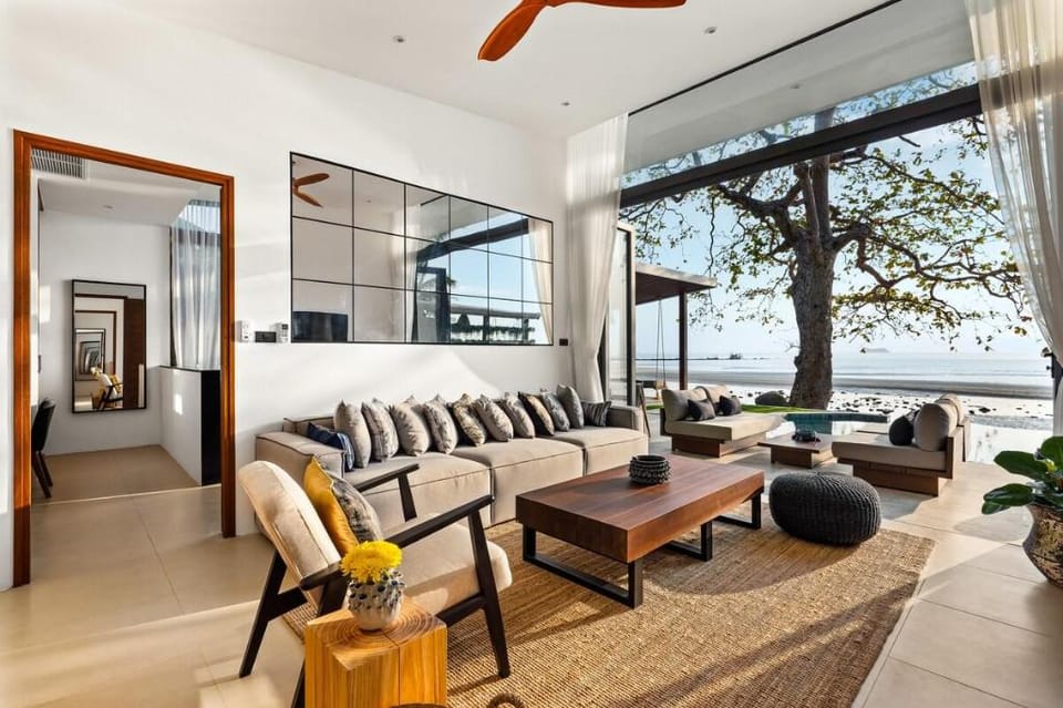 Beachfront 9BR Villas w/ Staff & Infinity Pools Villa in Ko Samui