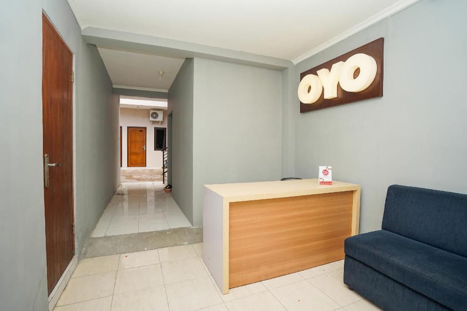 OYO 331 Osuko Residence Hotel in Surabaya