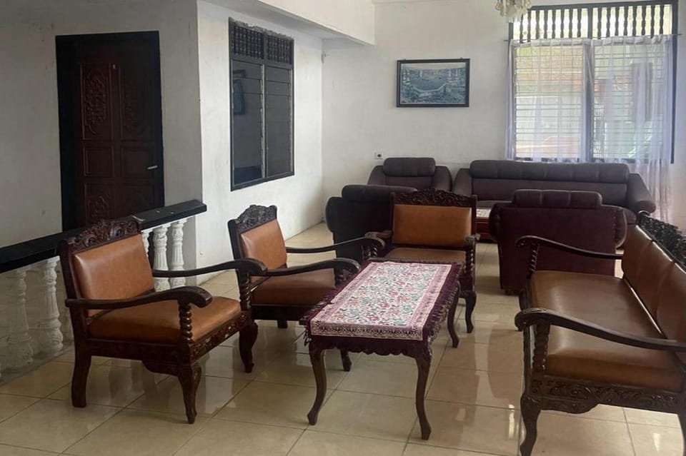 Hotel O Saril Riverside HomestayNearLapangan Musara Alun Hotel in Indonesia