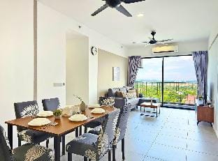 Bell Suite Homestay 3BR 6pax | 16km to KLIA Sepang Apartment in Negeri Sembilan, Malaysia