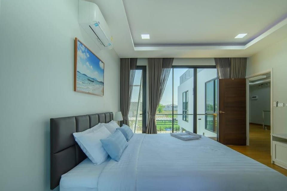 รังสิตพูลวิลล่า ริมน้ำคลอง4  PoolVilla Rangsit Villa in Laos