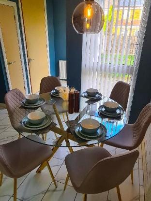 3 Bed House Etihad  Vacation rental in Manchester