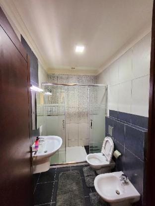 Newly Furnished apartment in Dair Ghbar  Vacation rental in Africa