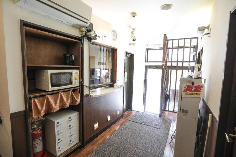 プチホテル　コスモス Hostel in Chiba Prefecture