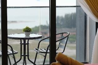 MJHolidayA1645{CharmingSuite} Seaview+FreeCarPark Apartment in Malacca