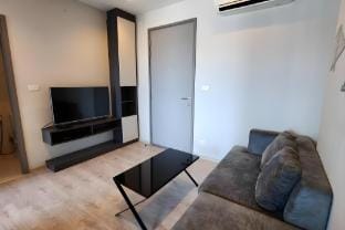 Luxury Condo Thebase &  Infinity Pool Apartment in Pattaya City