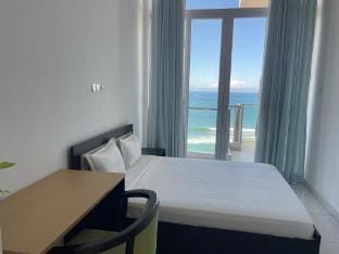 Lovely 3 bedrooms 3 bath rooms Sea View Apartment Apartment in Colombo