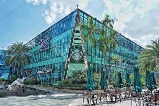 Johor Bharu - Beachside 6-13pax Danga Bay @ KSL Apartment in Johor Bahru